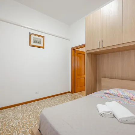 Tatiana Flat - 10 Minutes From Venice - Train Station Mestre