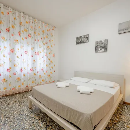 Tatiana Flat - 10 Minutes From Venice - Train Station Mestre
