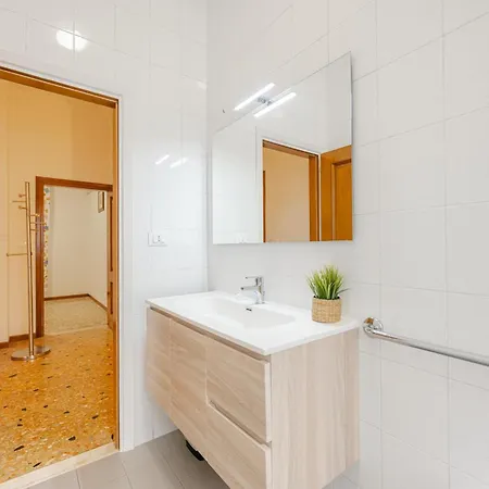 Apartamento Tatiana Flat - 10 Minutes From Venice - Train Station *