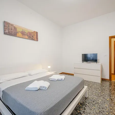 Tatiana Flat - 10 Minutes From Venice - Train Station Mestre